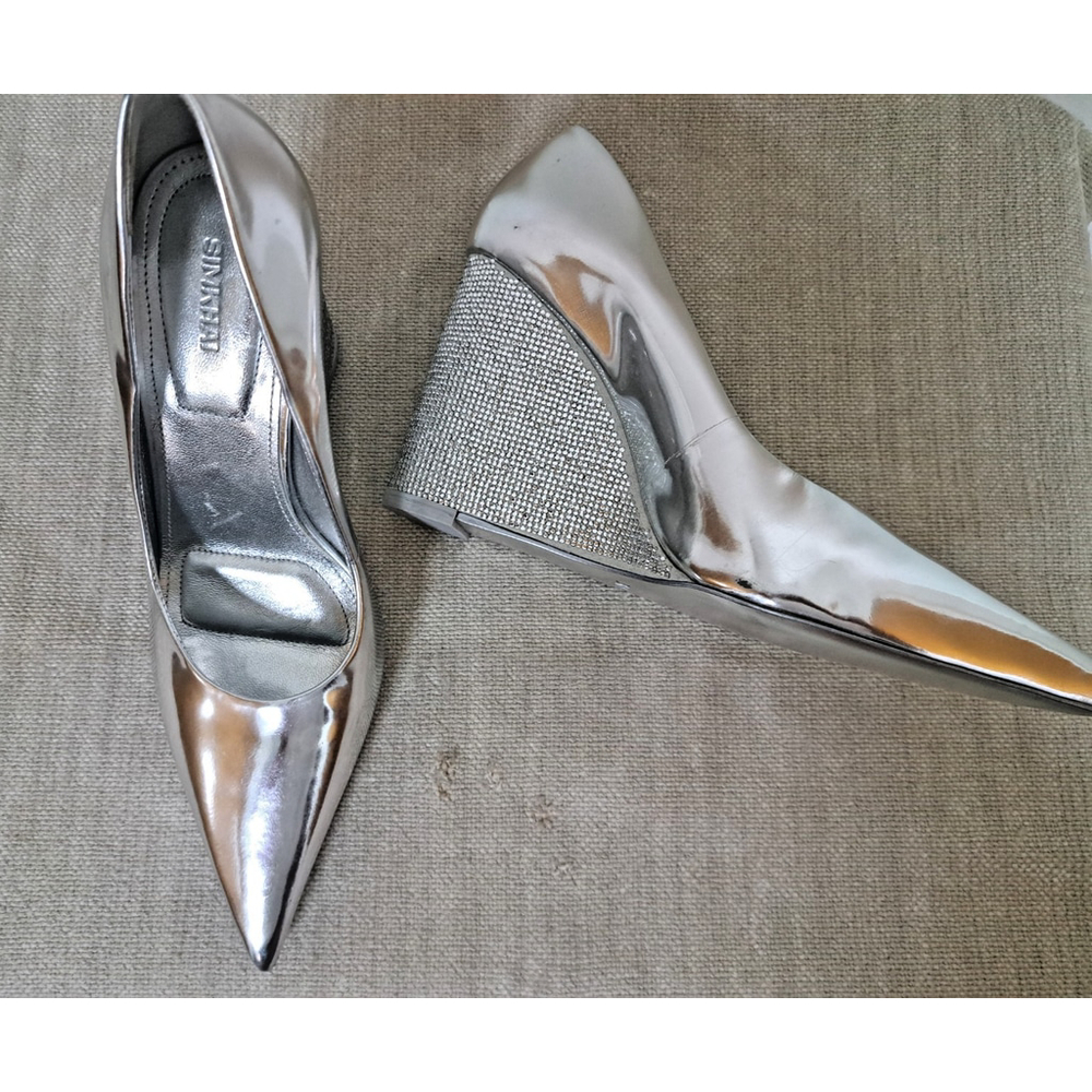 SIMKHAI Shoes Wedge Size EU37-US 7 Silver Mirrored Rhinestone Metallic‎